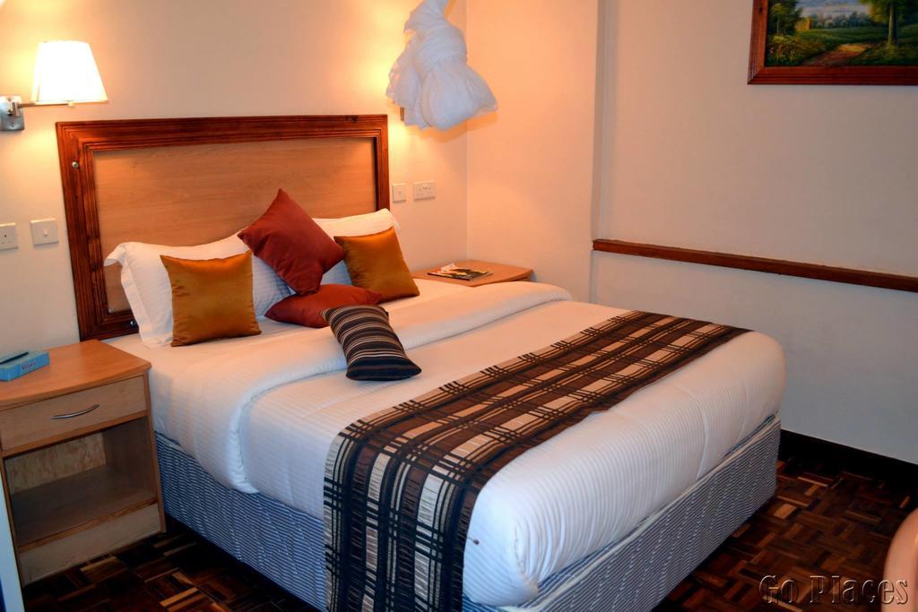 Hotel Riverview Westlands Nairobi Exterior photo