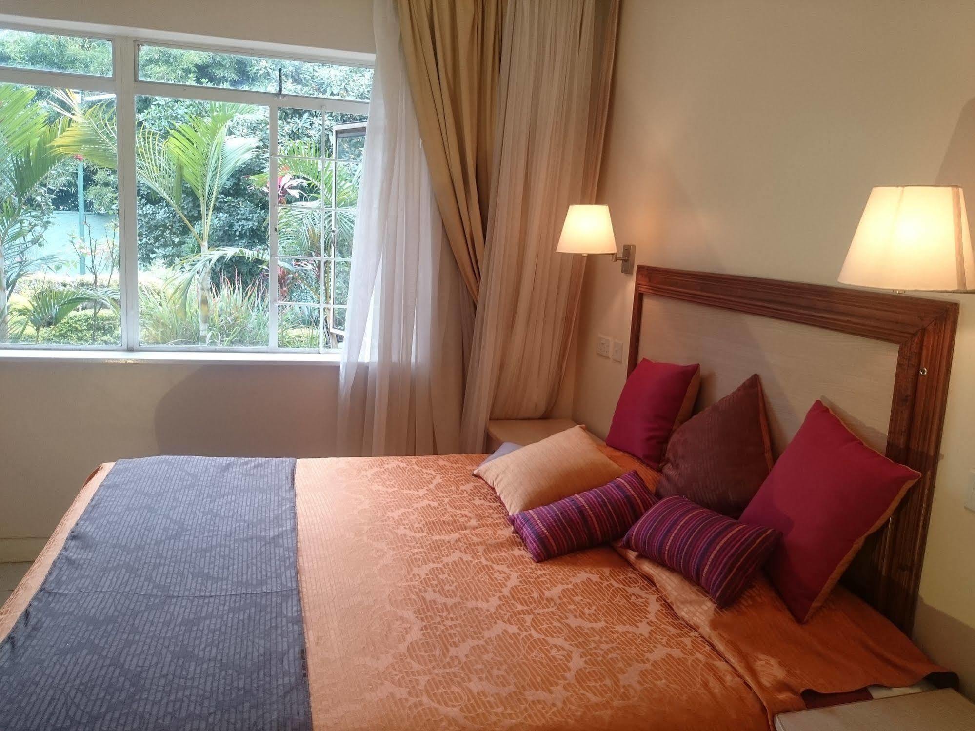 Hotel Riverview Westlands Nairobi Exterior photo