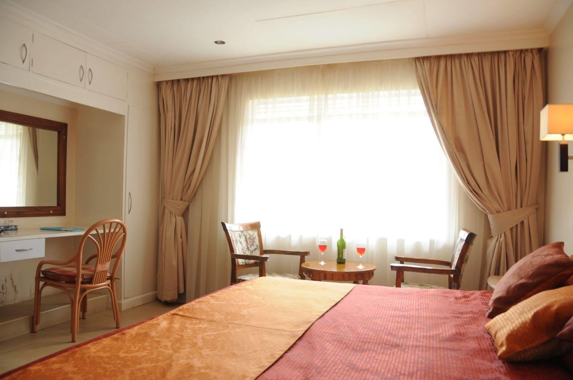Hotel Riverview Westlands Nairobi Exterior photo