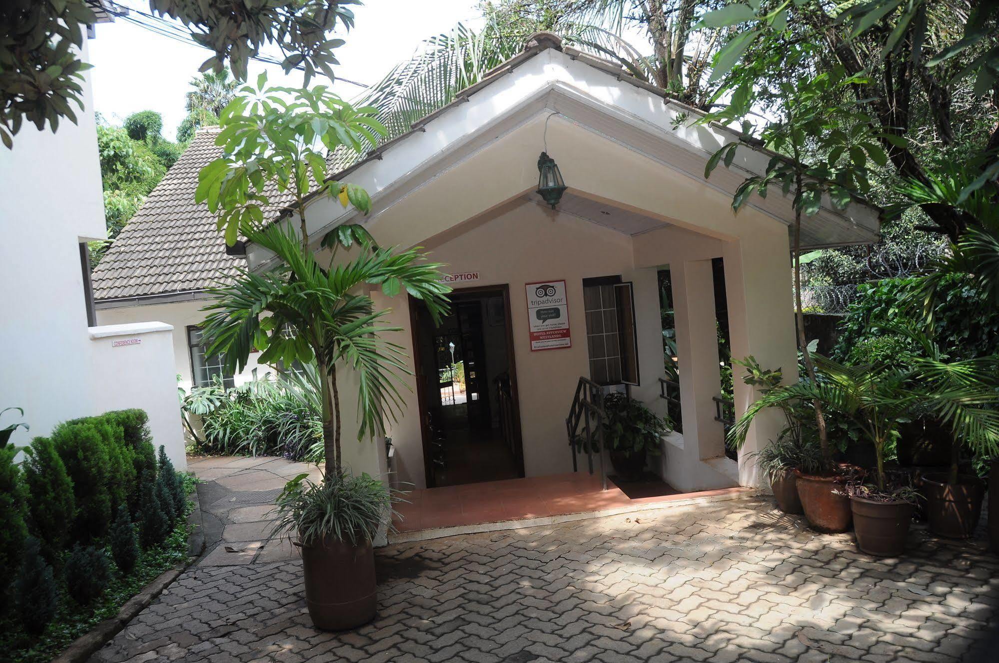 Hotel Riverview Westlands Nairobi Exterior photo