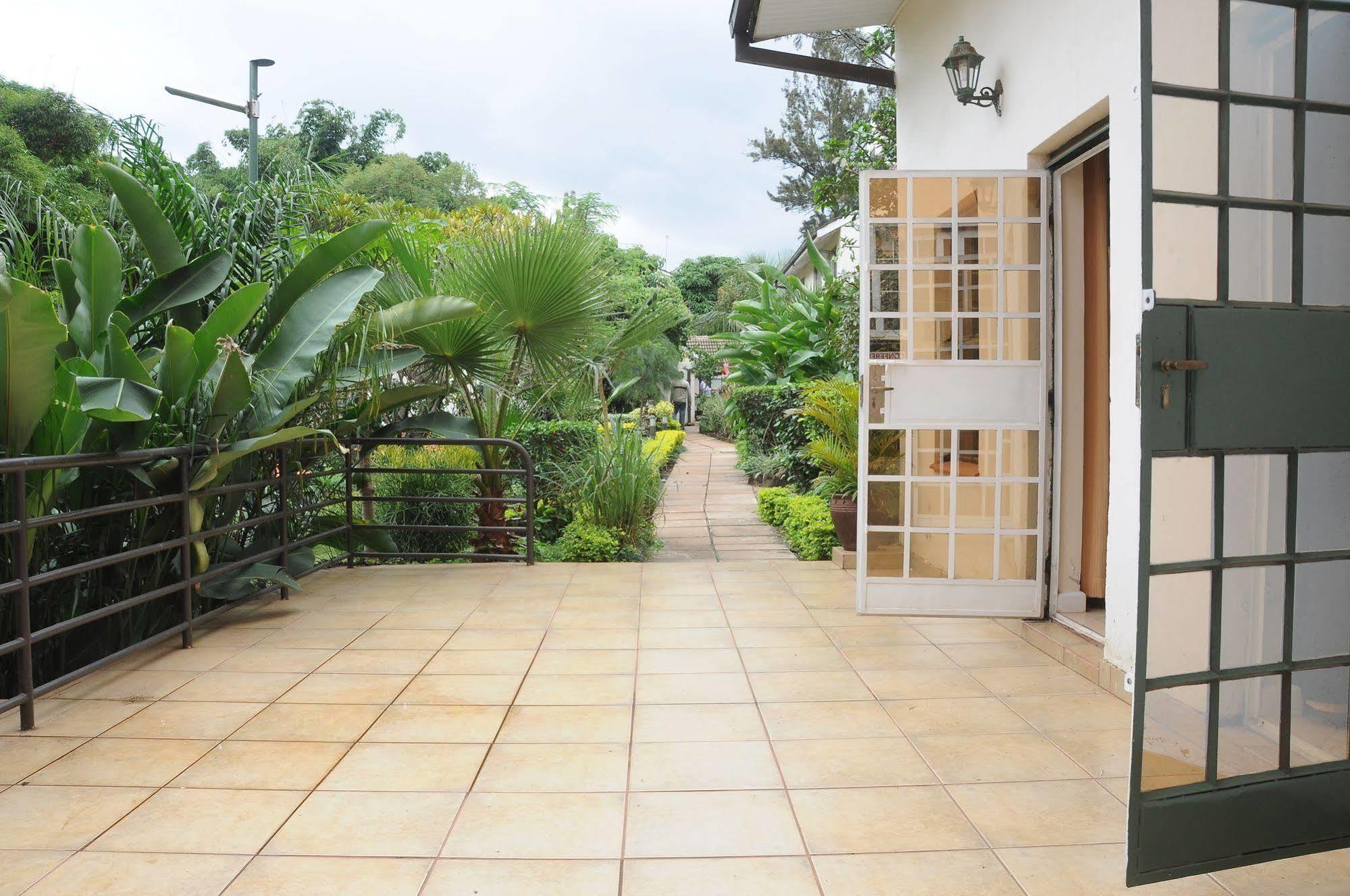 Hotel Riverview Westlands Nairobi Exterior photo